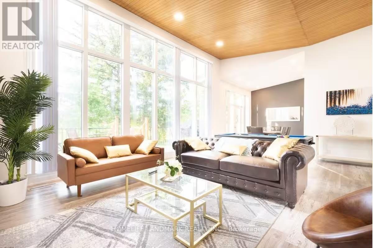 12 Blue Forest Drive, Toronto, Ontario  M3H 4W2 - Photo 5 - C12485390