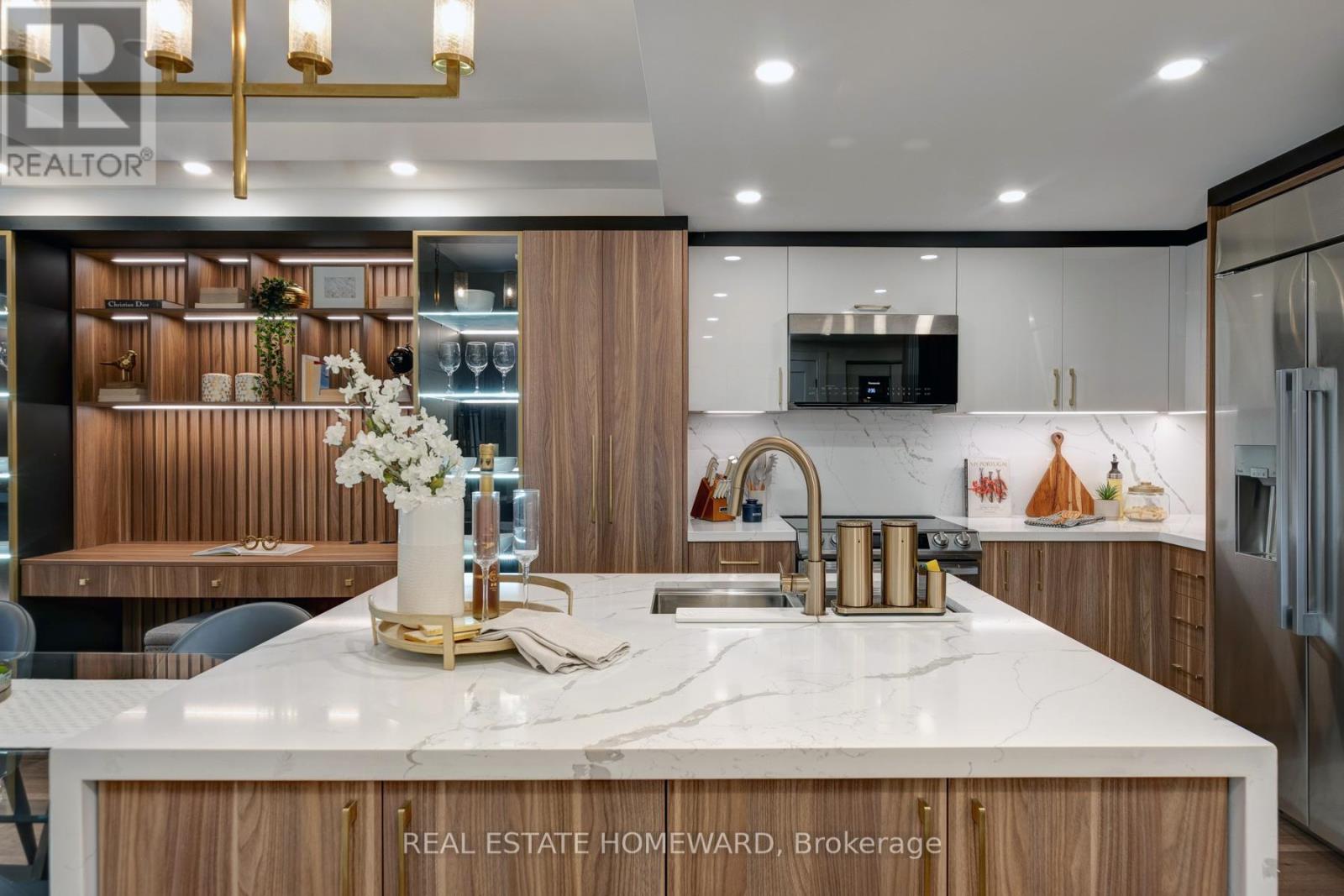 602 - 263 Wellington Street W, Toronto, Ontario  M5V 3E6 - Photo 13 - C12485407