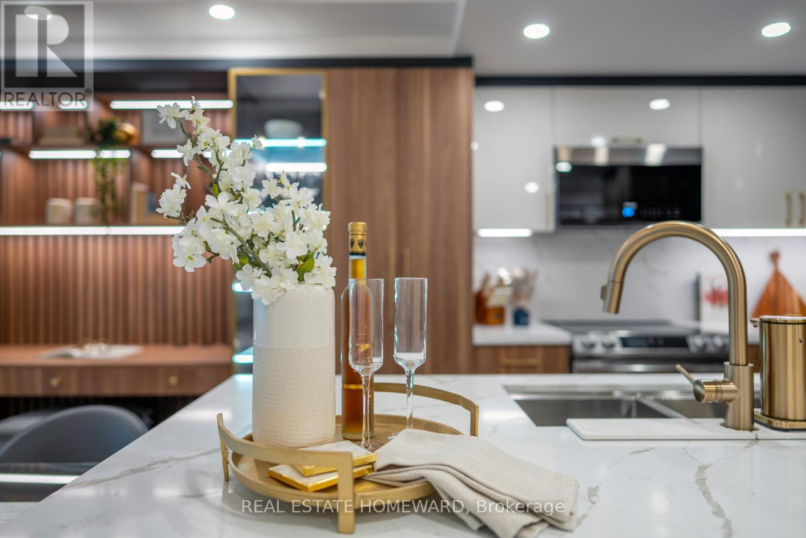 602 - 263 Wellington Street W, Toronto, Ontario  M5V 3E6 - Photo 15 - C12485407