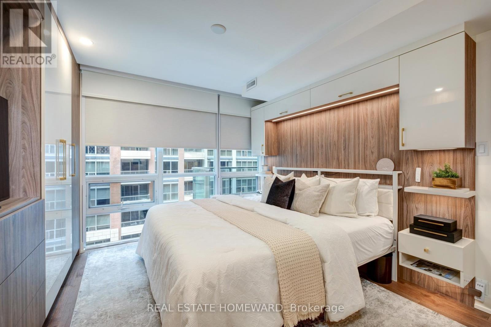 602 - 263 Wellington Street W, Toronto, Ontario  M5V 3E6 - Photo 23 - C12485407