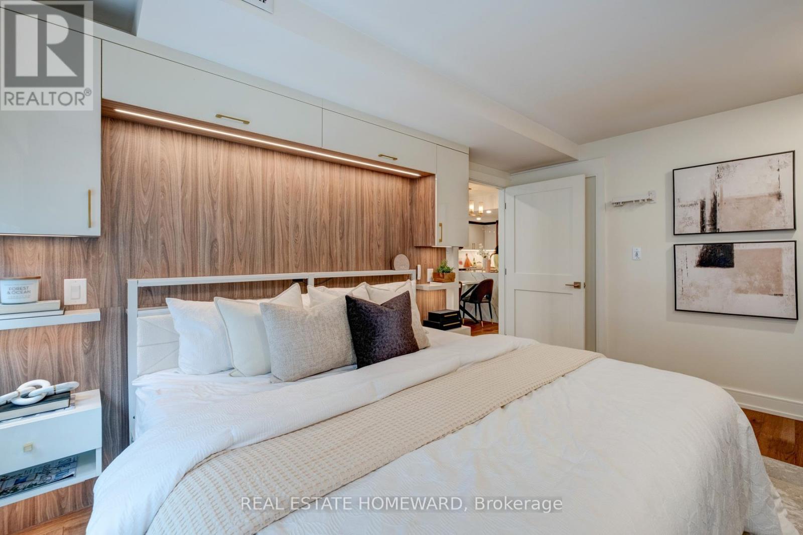 602 - 263 Wellington Street W, Toronto, Ontario  M5V 3E6 - Photo 24 - C12485407