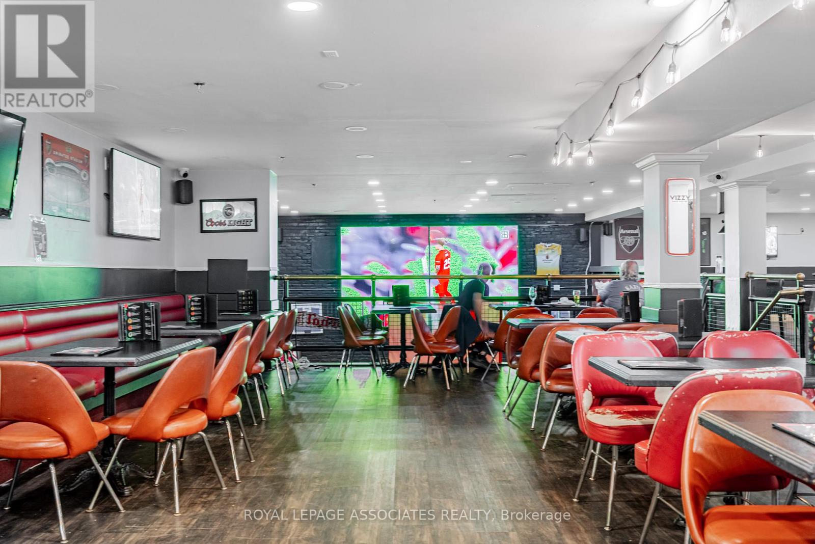 49 St Clair Avenue W, Toronto, Ontario  M4V 3A5 - Photo 23 - C12485415