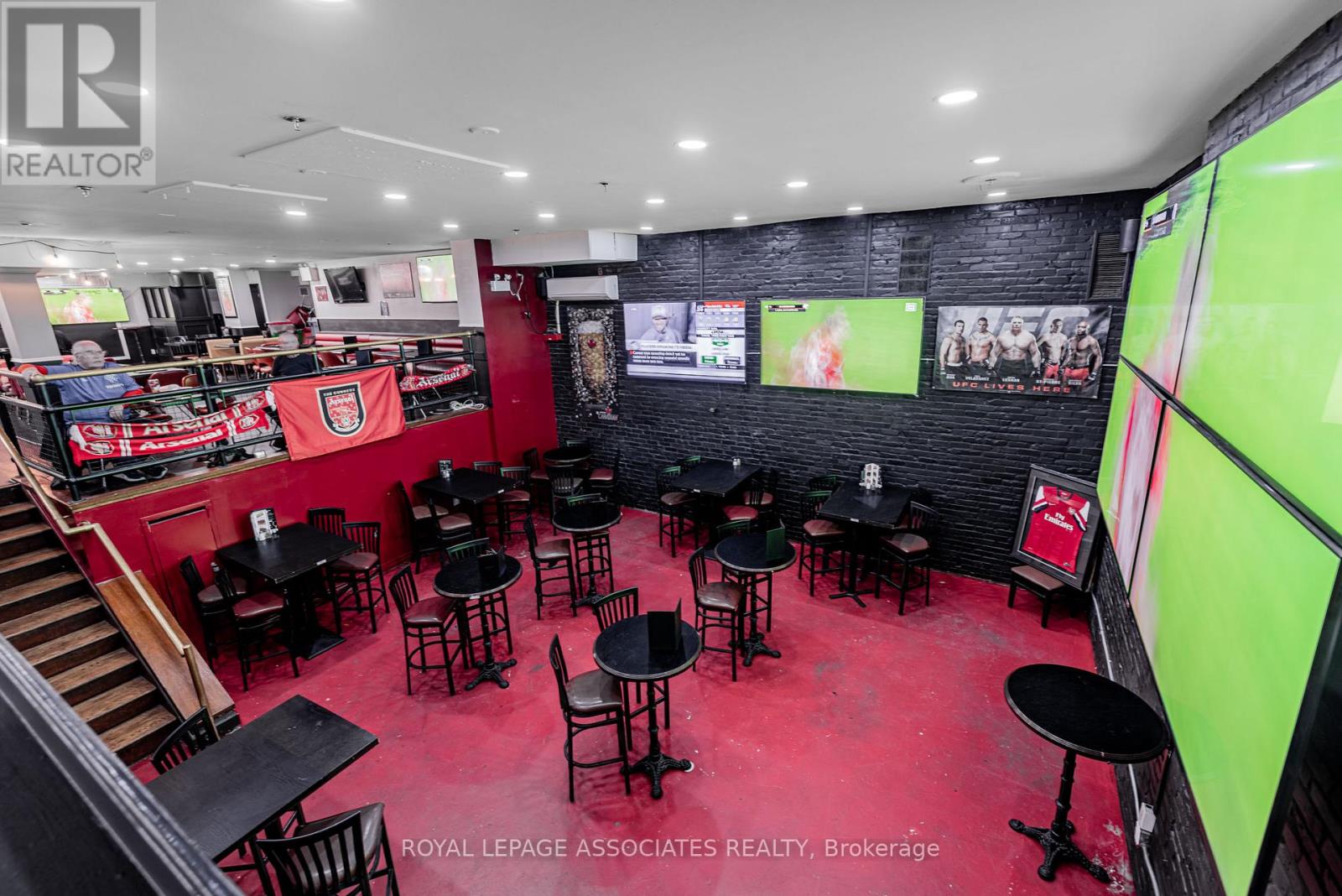 49 St Clair Avenue W, Toronto, Ontario  M4V 3A5 - Photo 31 - C12485415