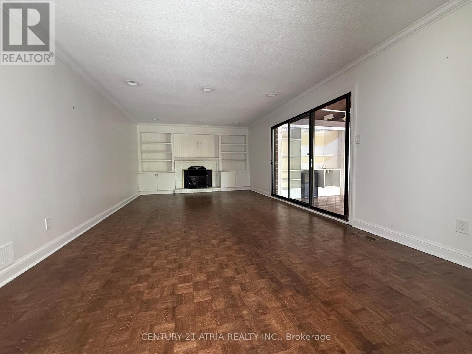 15 Old Colony Road, Toronto, Ontario  M2L 2J7 - Photo 7 - C12485421