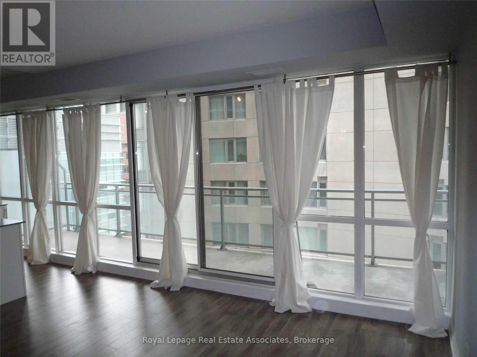 1206 - 220 Victoria Street, Toronto, Ontario  M5B 2R6 - Photo 5 - C12485424