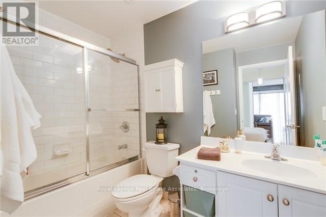 1206 - 220 Victoria Street, Toronto, Ontario  M5B 2R6 - Photo 8 - C12485424