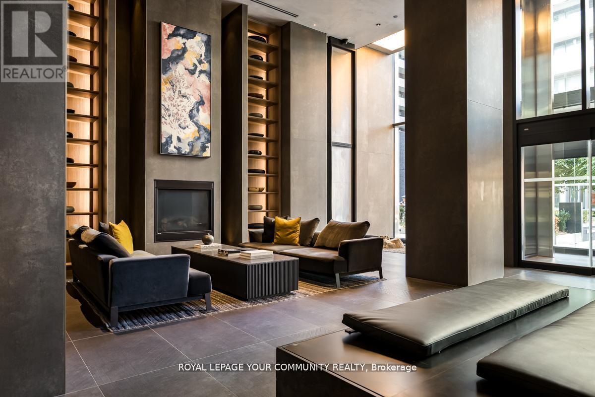 1706 - 55 Charles Street E, Toronto, Ontario  M4Y 1S9 - Photo 3 - C12485440