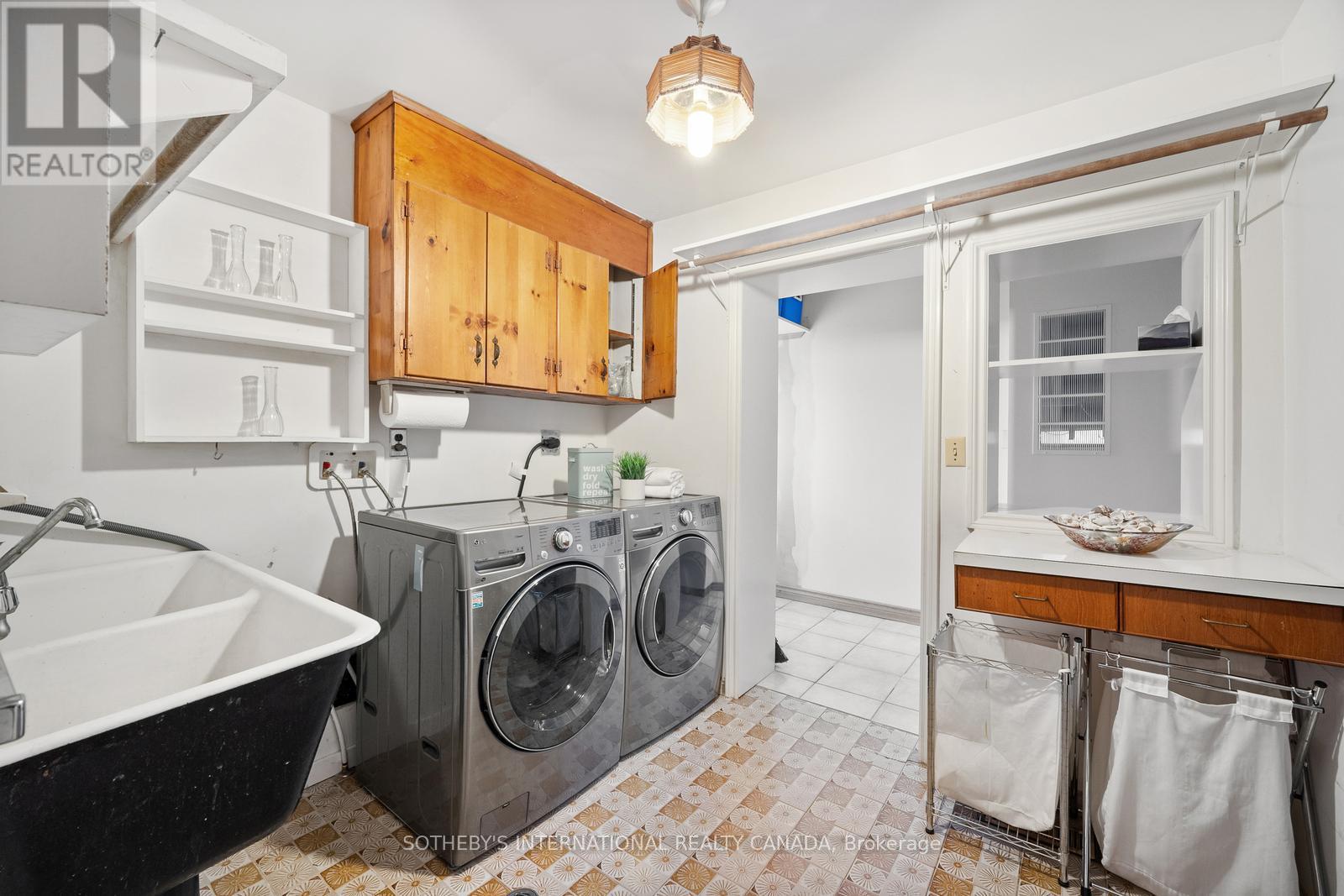 55 Hillside Avenue, Vaughan, Ontario  L4K 1W9 - Photo 24 - C12485450