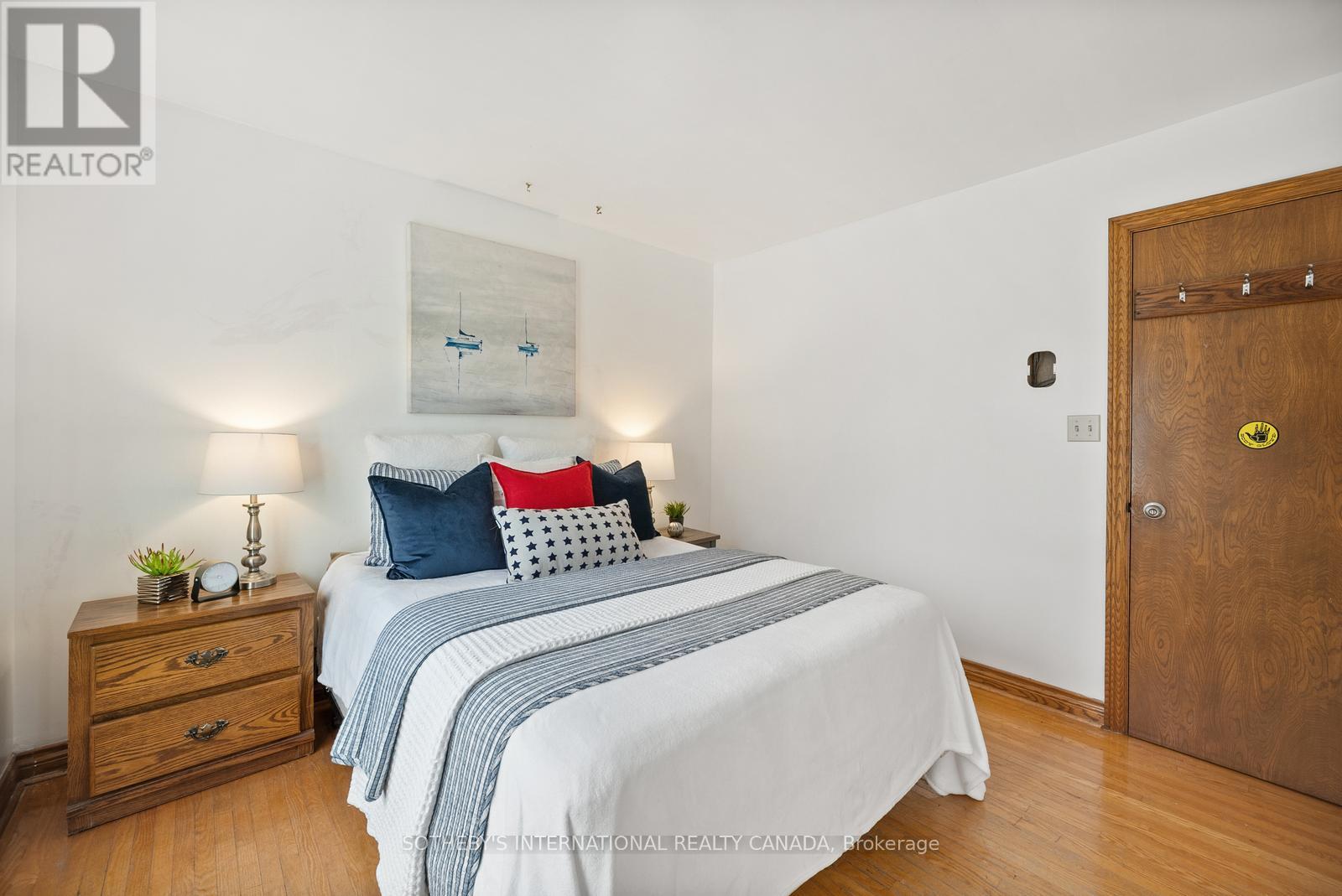 55 Hillside Avenue, Vaughan, Ontario  L4K 1W9 - Photo 31 - C12485450