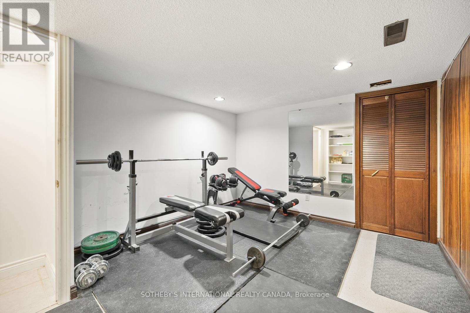 55 Hillside Avenue, Vaughan, Ontario  L4K 1W9 - Photo 34 - C12485450