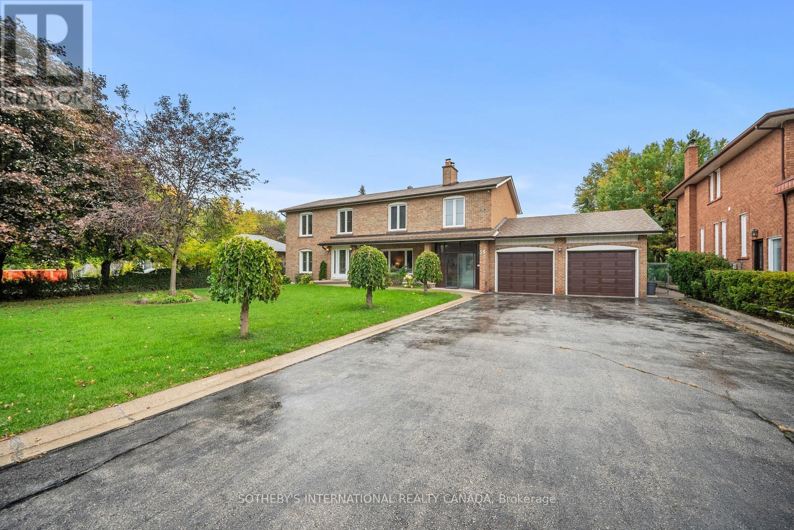 55 Hillside Avenue, Vaughan, Ontario  L4K 1W9 - Photo 4 - C12485450