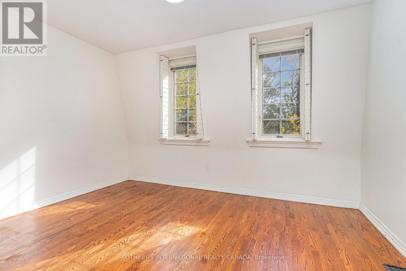 114 Shaftesbury Avenue, Toronto, Ontario  M4T 1A5 - Photo 10 - C12485456