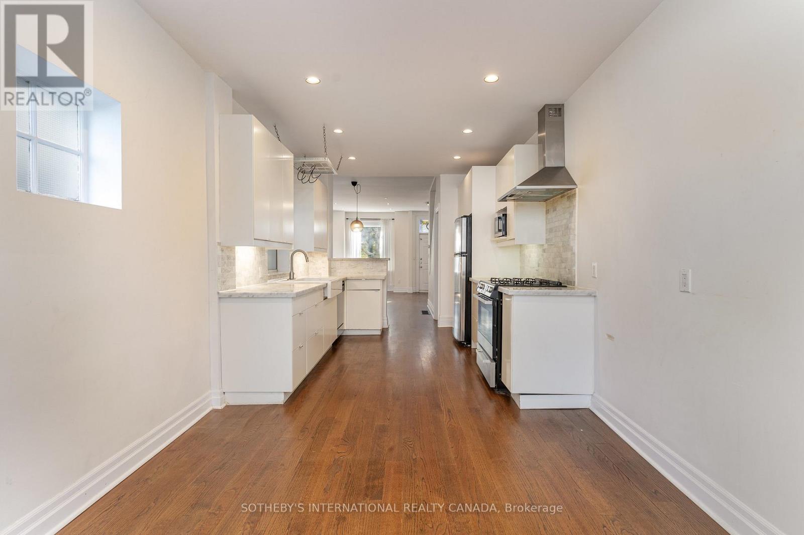 114 Shaftesbury Avenue, Toronto, Ontario  M4T 1A5 - Photo 6 - C12485456