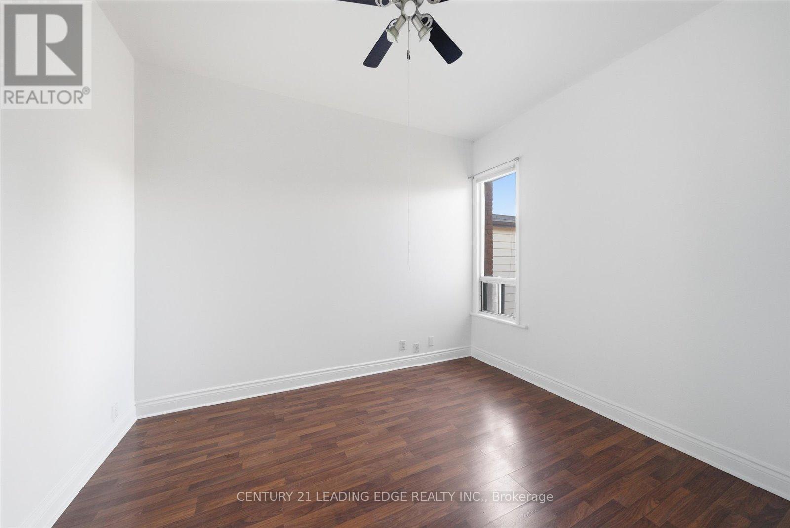 30 Ulster Street, Toronto, Ontario  M5S 1E3 - Photo 15 - C12485463