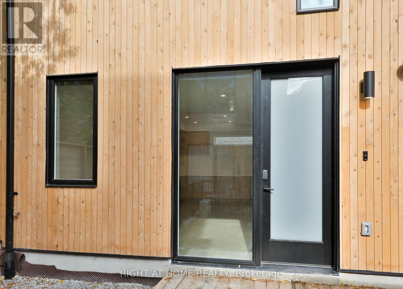 Laneway - Unit #4 - 68 Foxley Street, Toronto, Ontario  M6J 1R2 - Photo 18 - C12485505