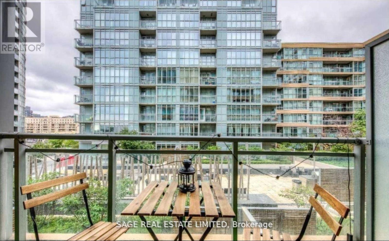 316 - 10 Capreol Court, Toronto, Ontario  M5V 4B3 - Photo 10 - C12485522