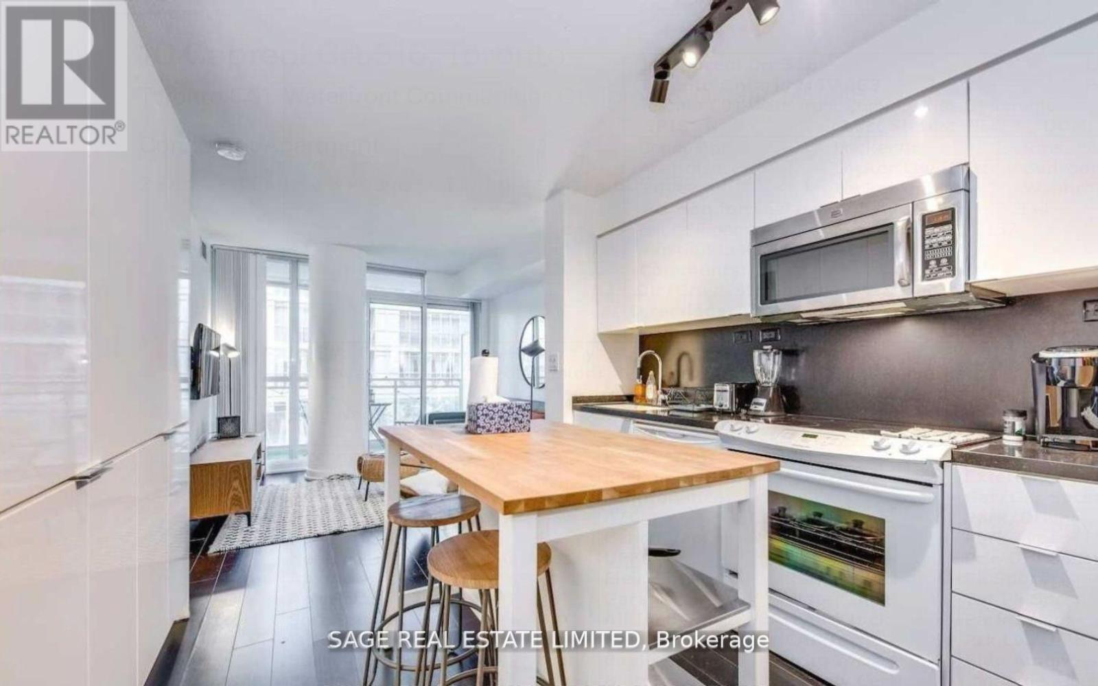 316 - 10 Capreol Court, Toronto, Ontario  M5V 4B3 - Photo 5 - C12485522