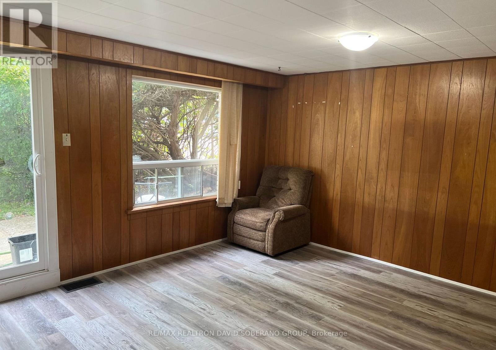 147 Almore Avenue, Toronto, Ontario  M3H 2H9 - Photo 13 - C12485545