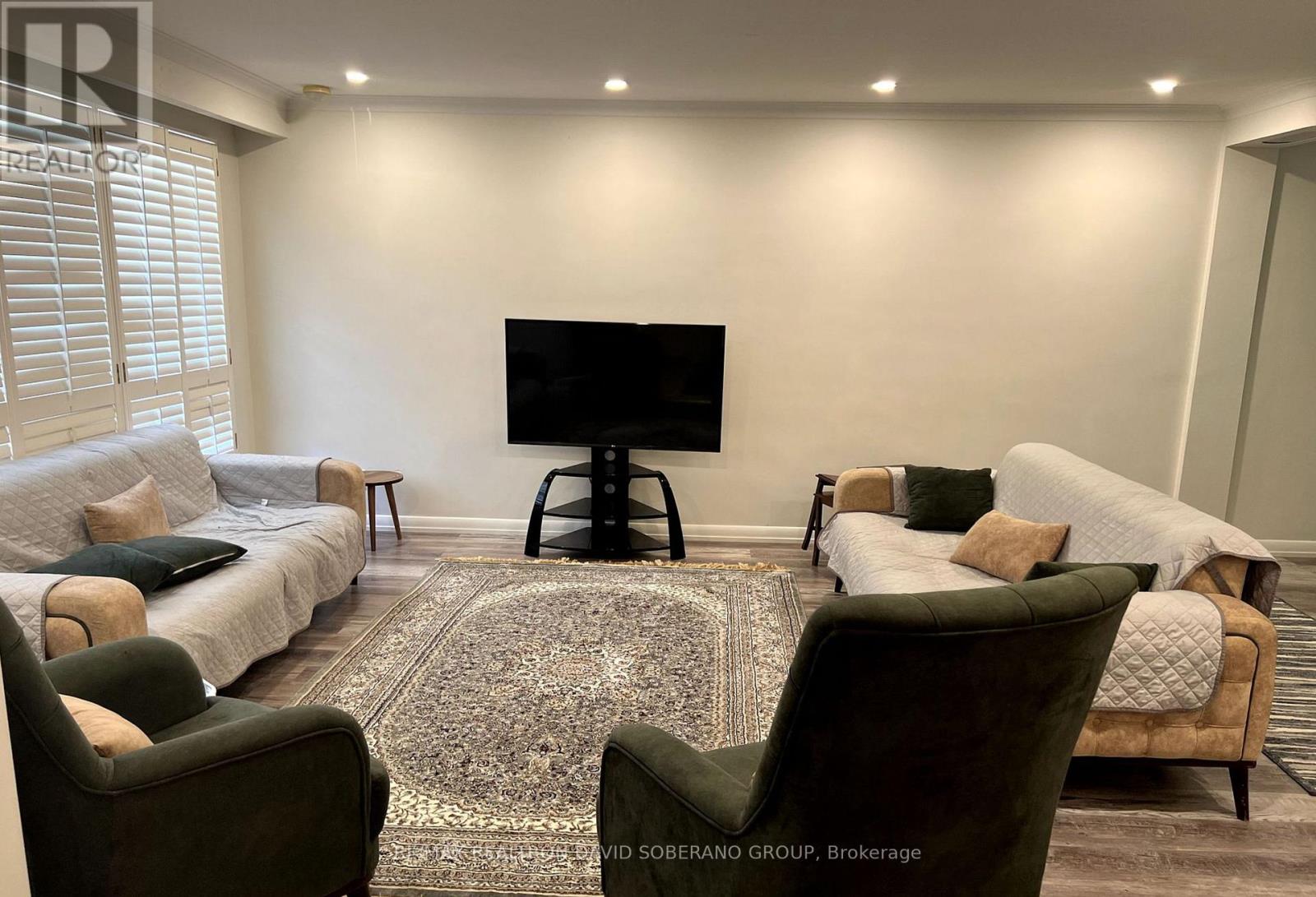 147 Almore Avenue, Toronto, Ontario  M3H 2H9 - Photo 4 - C12485545