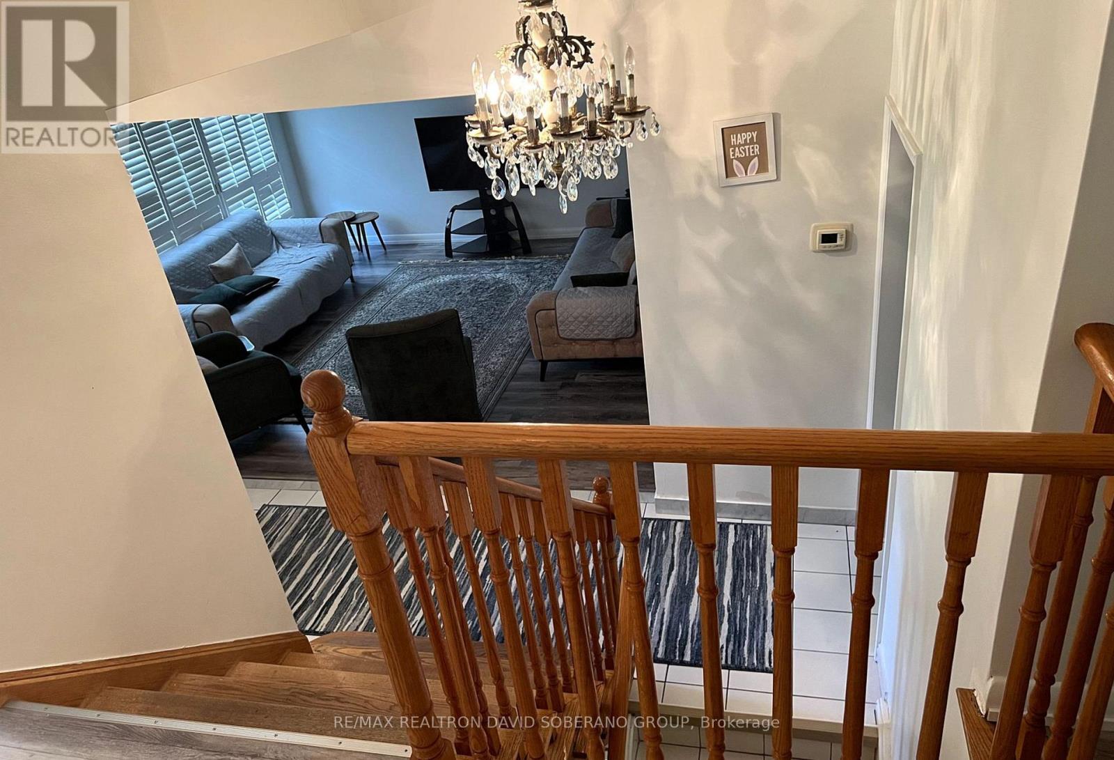 147 Almore Avenue, Toronto, Ontario  M3H 2H9 - Photo 7 - C12485545