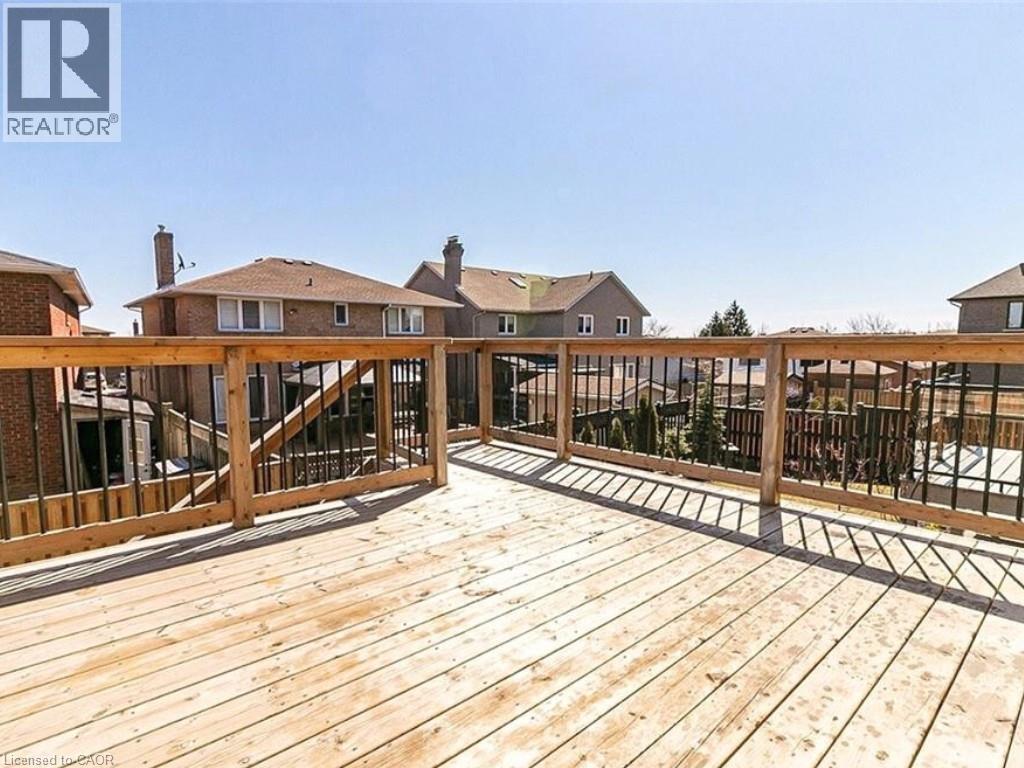 16 Riva Court, Hamilton, Ontario  L9B 0H9 - Photo 32 - 40781054