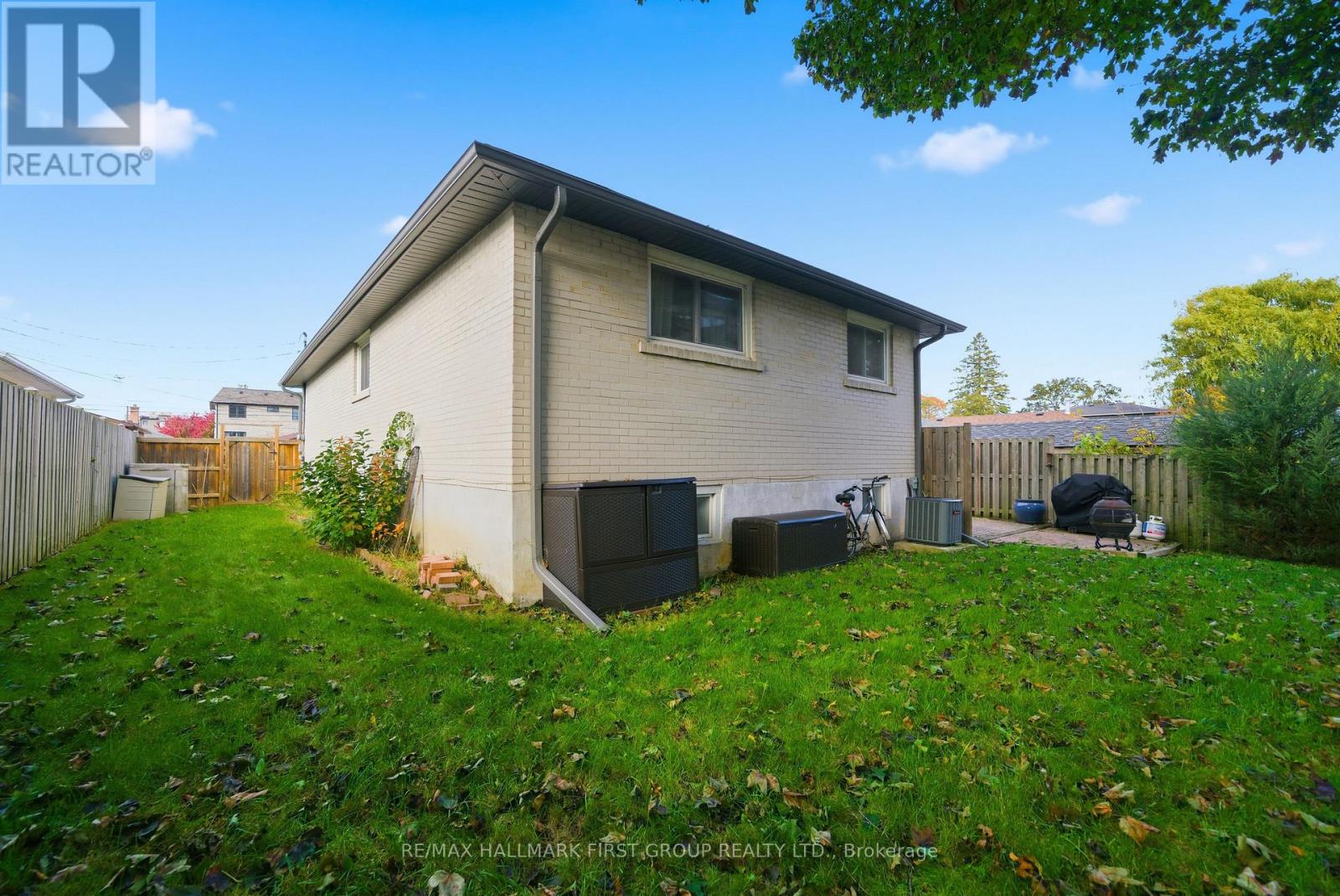 1307 Broadview Street, Pickering, Ontario  L1W 1C1 - Photo 35 - E12485612