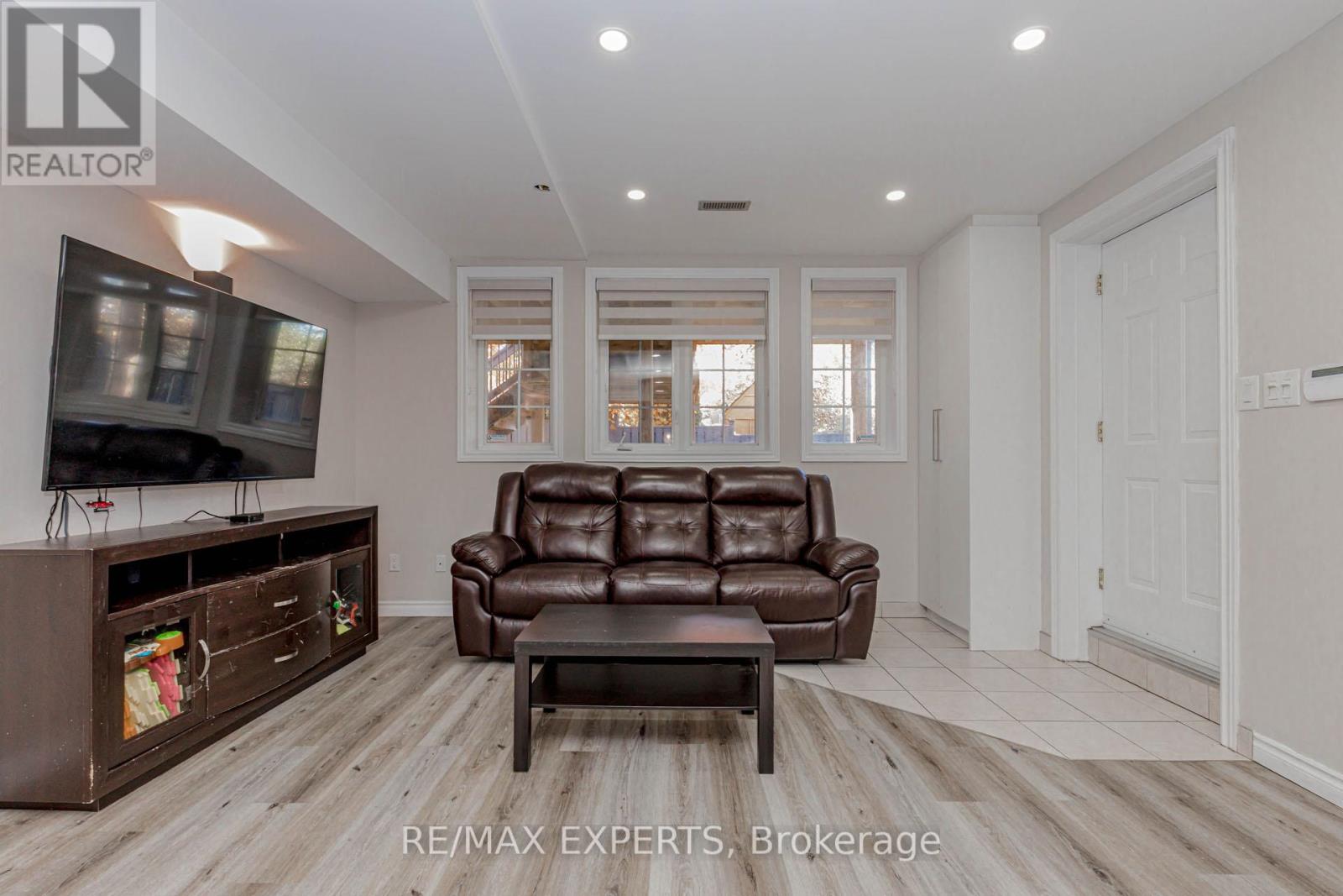 5 Temple West Crescent, Ajax, Ontario  L1T 4J5 - Photo 38 - E12485394