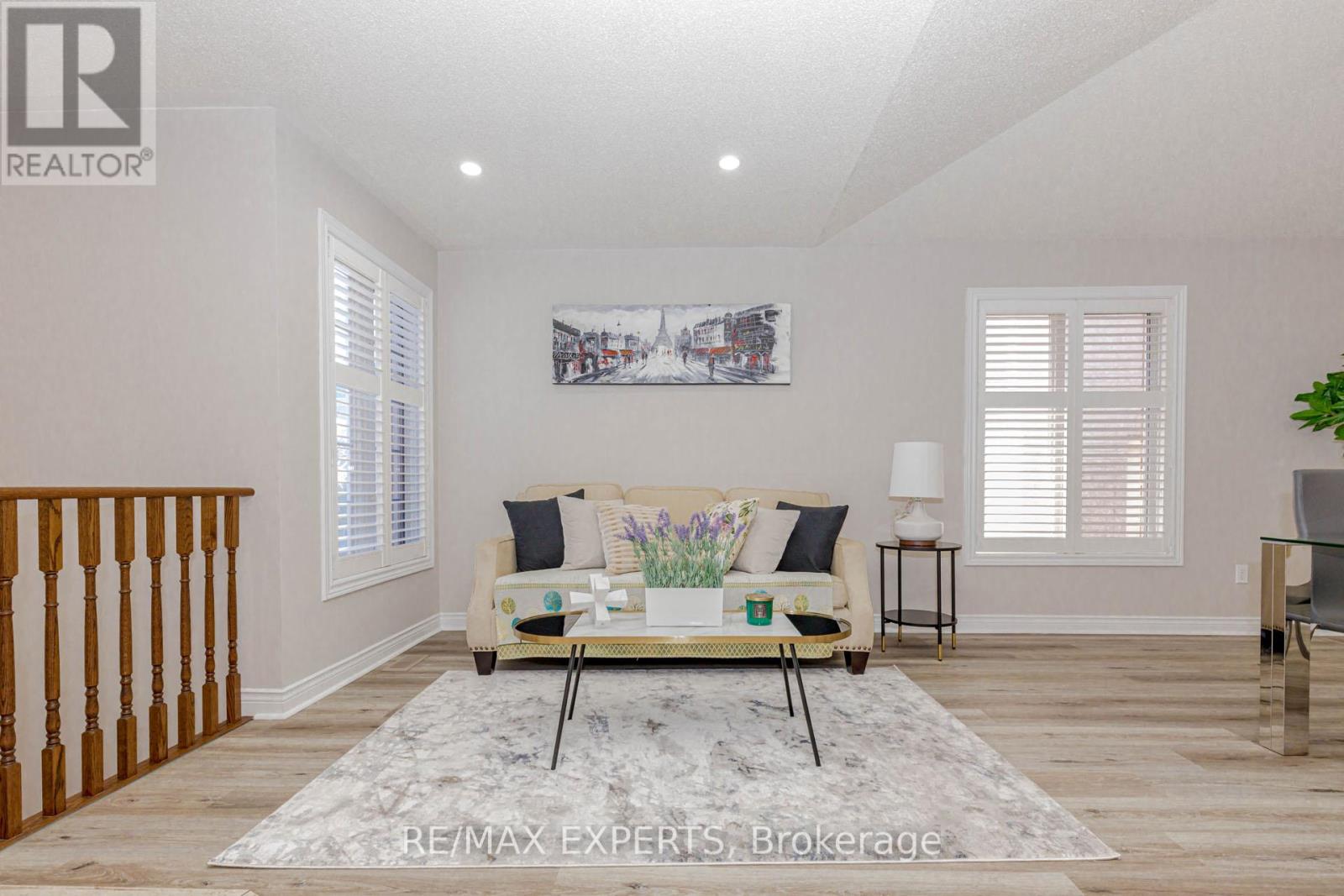 5 Temple West Crescent, Ajax, Ontario  L1T 4J5 - Photo 8 - E12485394