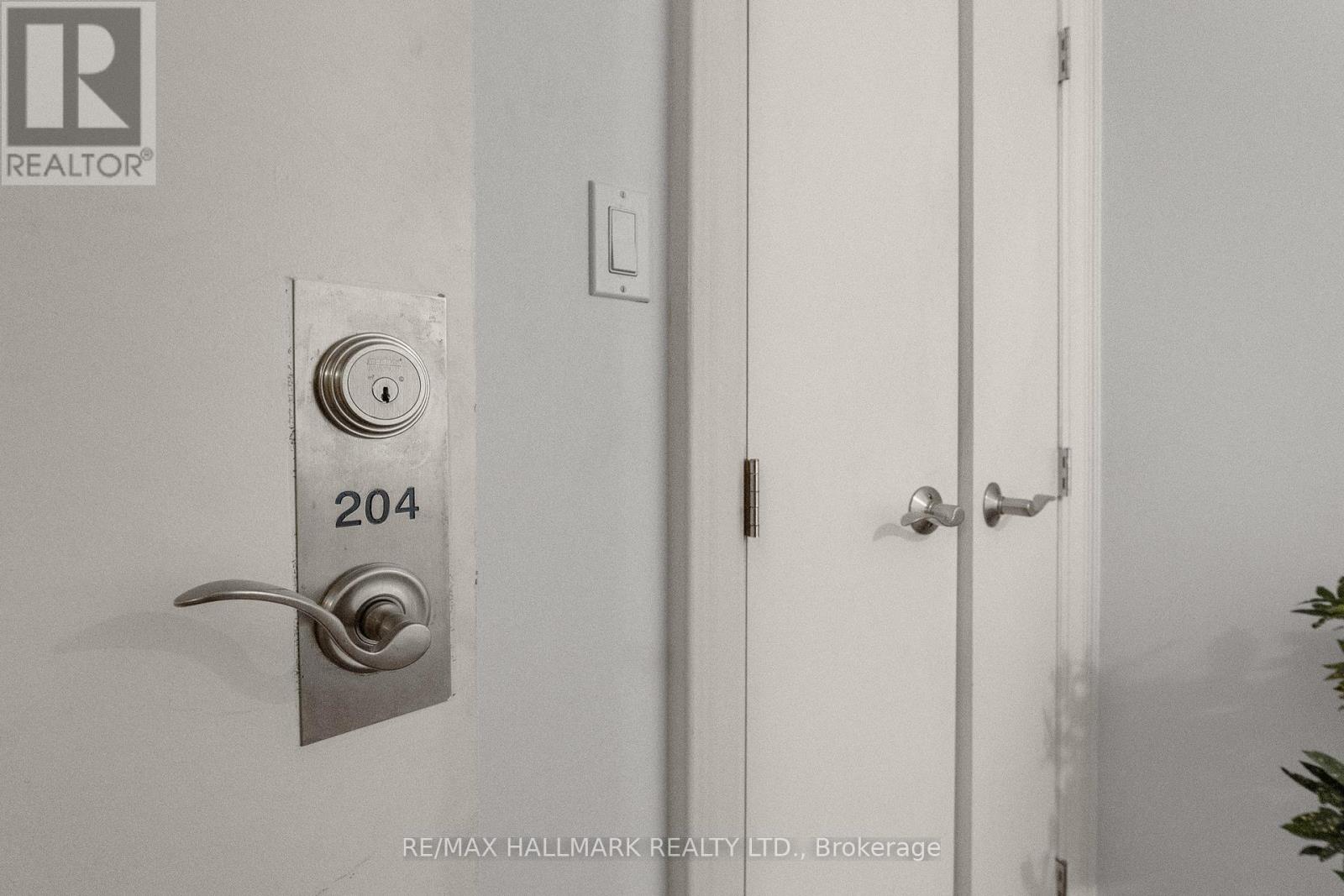 2151 Danforth Avenue, Toronto, Ontario  M4C 1K2 - Photo 24 - E12485429