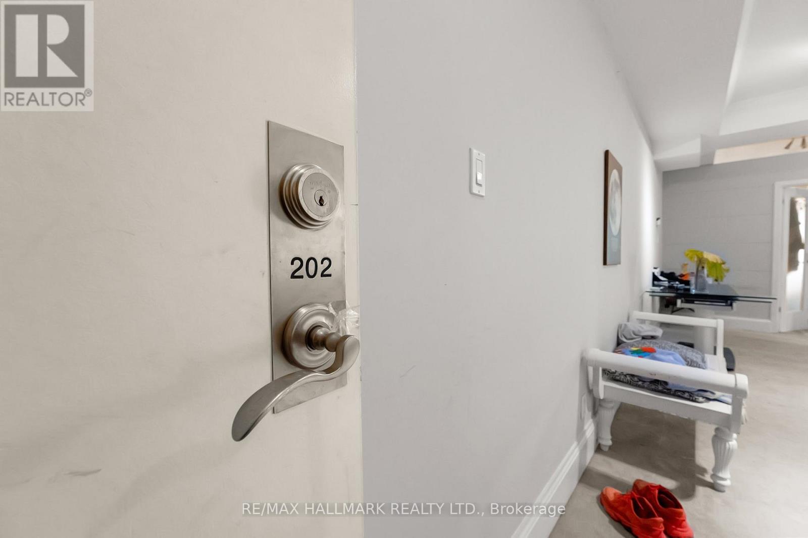 2151 Danforth Avenue, Toronto, Ontario  M4C 1K2 - Photo 28 - E12485430