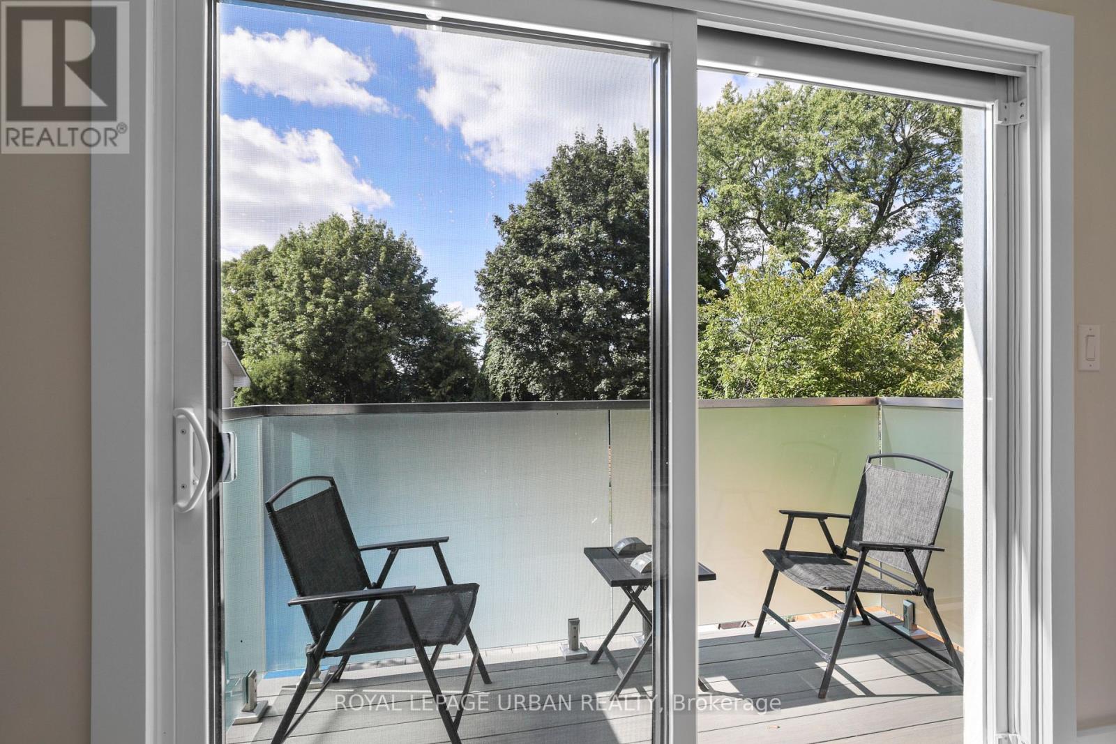 182 Parkview Hill Crescent, Toronto, Ontario  M4B 1R8 - Photo 25 - E12485451