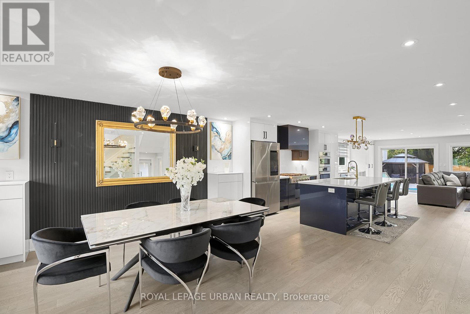 182 Parkview Hill Crescent, Toronto, Ontario  M4B 1R8 - Photo 6 - E12485451