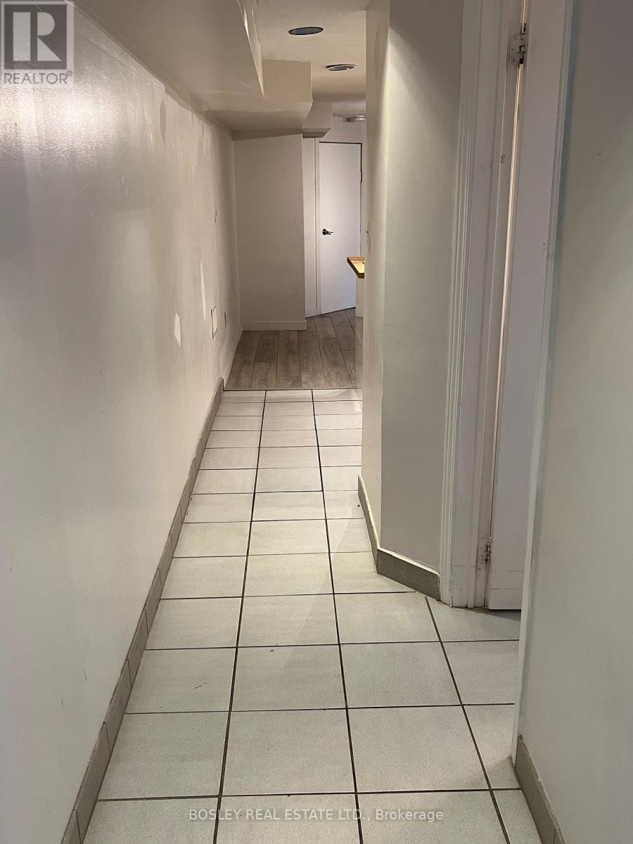 Basement - 229 Woodbine Avenue, Toronto, Ontario  M4L 3P3 - Photo 4 - E12485520