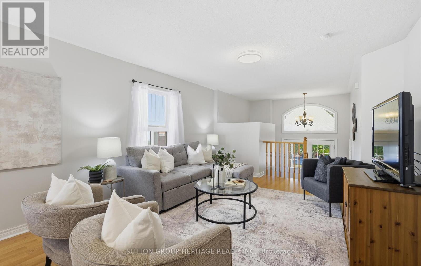 141 Dadson Drive, Clarington, Ontario  L1C 5M7 - Photo 5 - E12485527