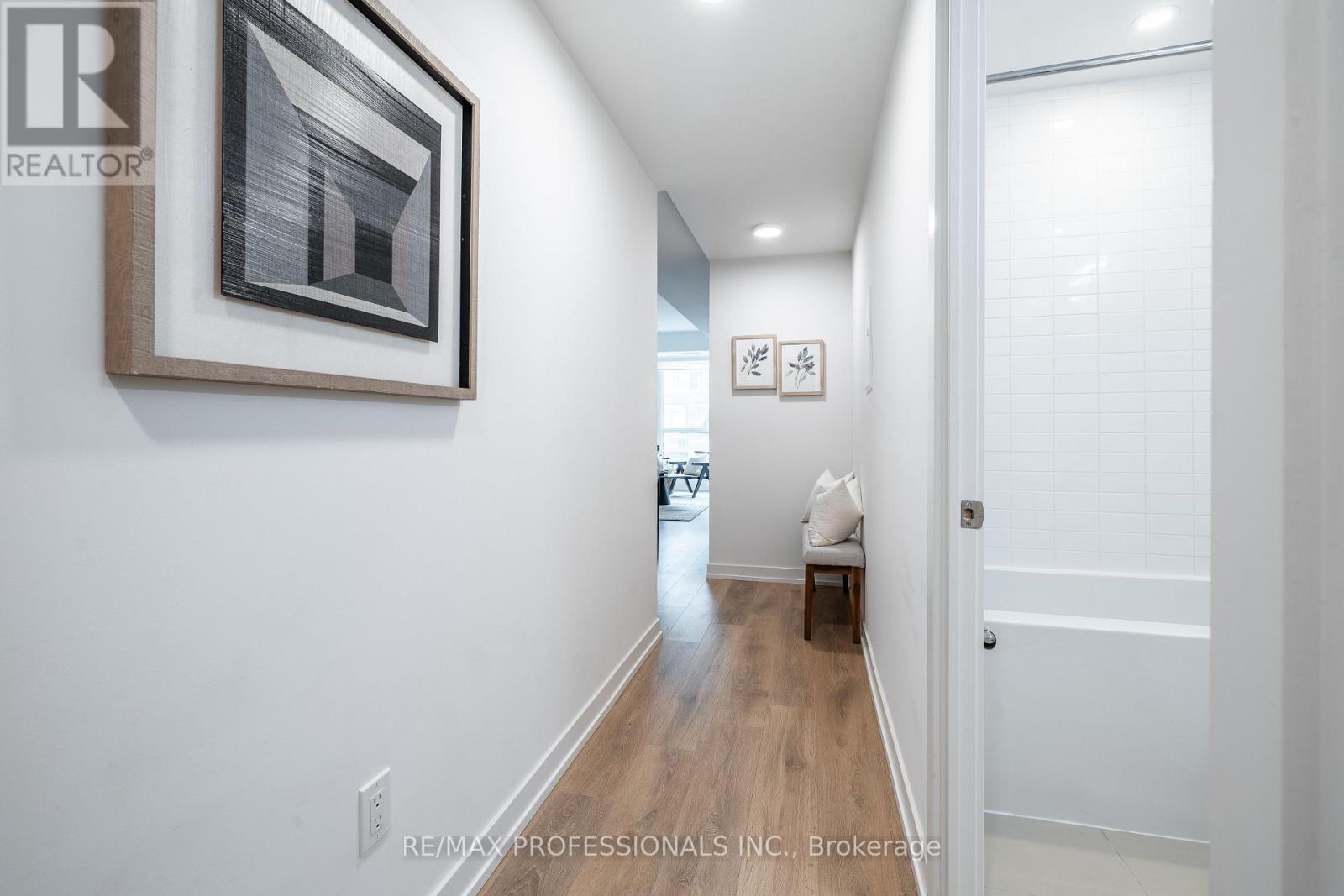 311 - 150 Logan Avenue, Toronto, Ontario  M4M 0E4 - Photo 6 - E12485528