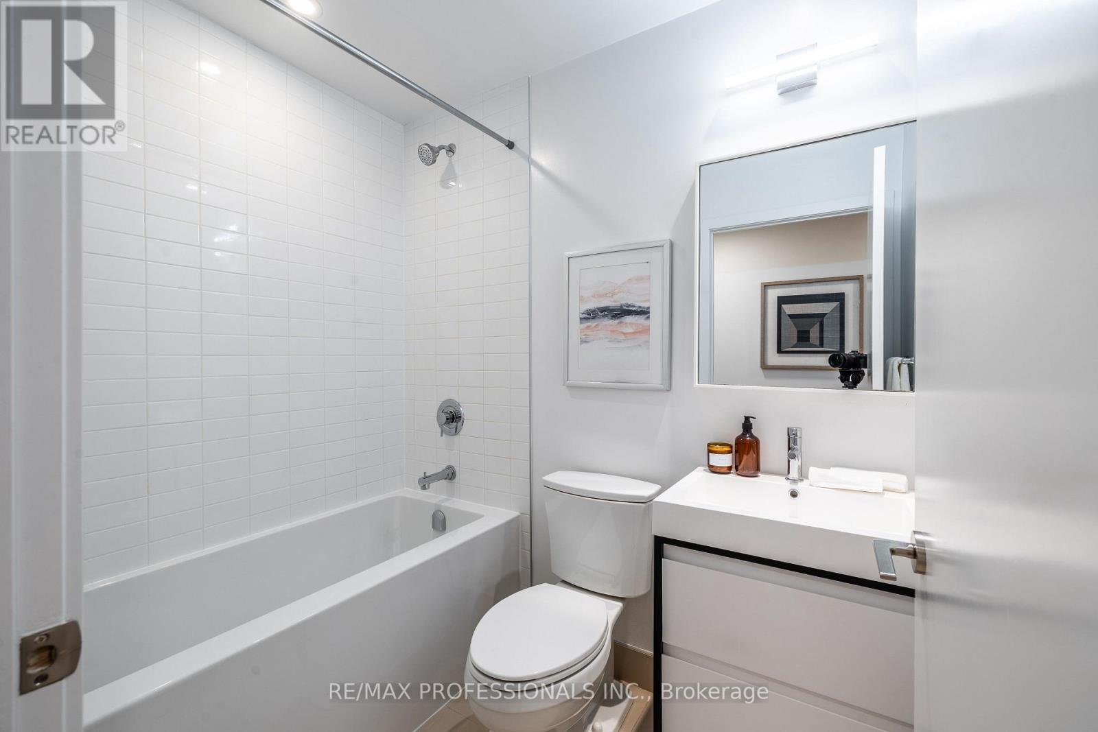 311 - 150 Logan Avenue, Toronto, Ontario  M4M 0E4 - Photo 8 - E12485528