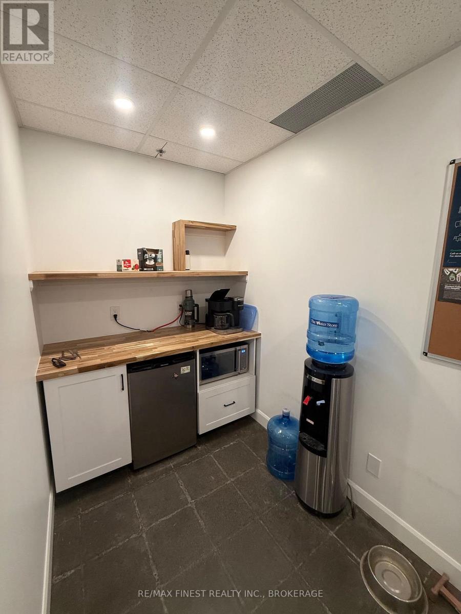 7 - 496 Discovery Avenue, Kingston (Kingston East (Incl Barret Crt)), Ontario  K7K 7E9 - Photo 11 - X12485583