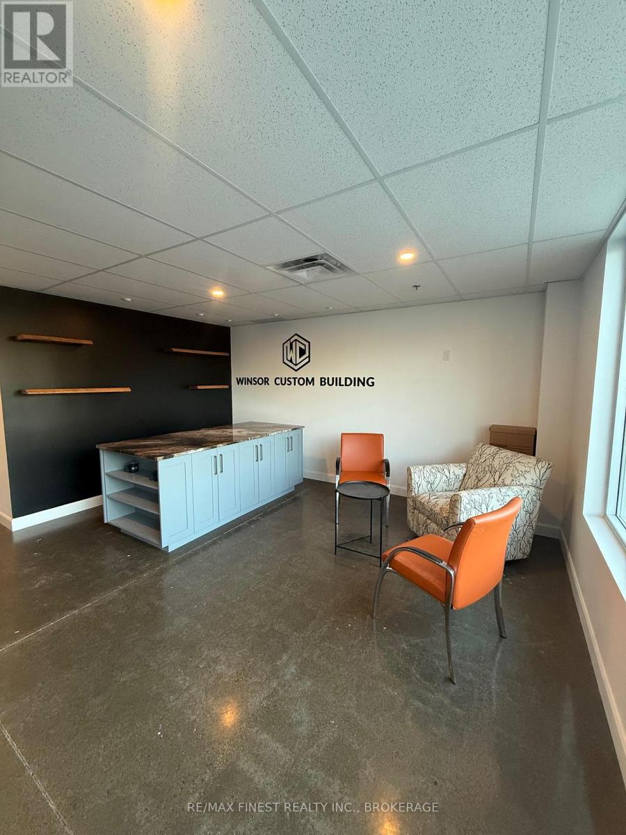 7 - 496 Discovery Avenue, Kingston (Kingston East (Incl Barret Crt)), Ontario  K7K 7E9 - Photo 5 - X12485583