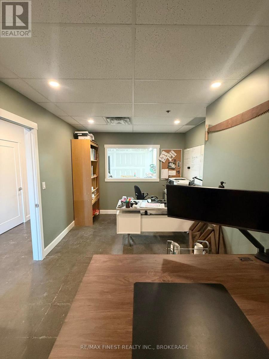 7 - 496 Discovery Avenue, Kingston (Kingston East (Incl Barret Crt)), Ontario  K7K 7E9 - Photo 9 - X12485583