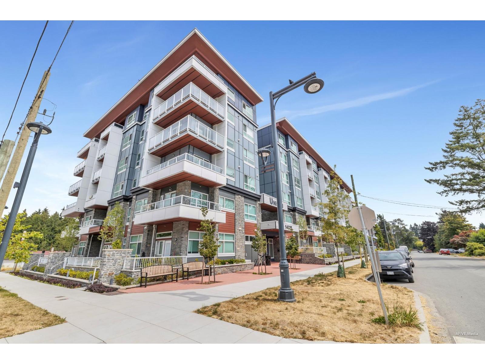 314 14225 103a Avenue, Surrey, British Columbia  V3T 1T1 - Photo 2 - R3062236