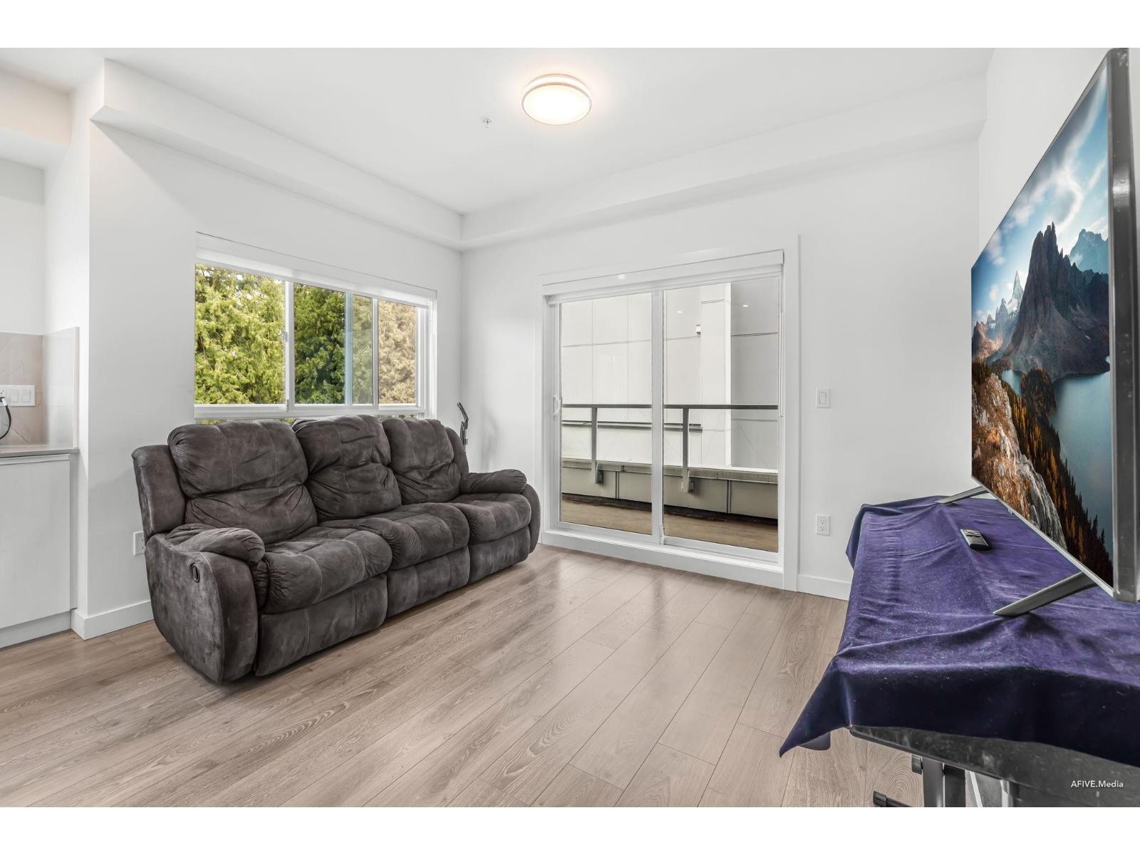 314 14225 103a Avenue, Surrey, British Columbia  V3T 1T1 - Photo 9 - R3062236