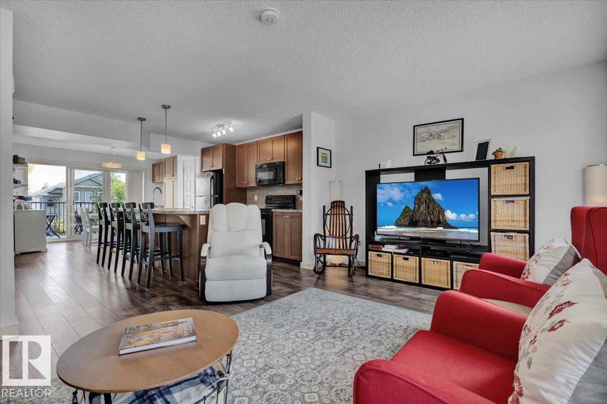 1628 33a St Nw, Edmonton, Alberta  T6T 0Y1 - Photo 4 - E4454993