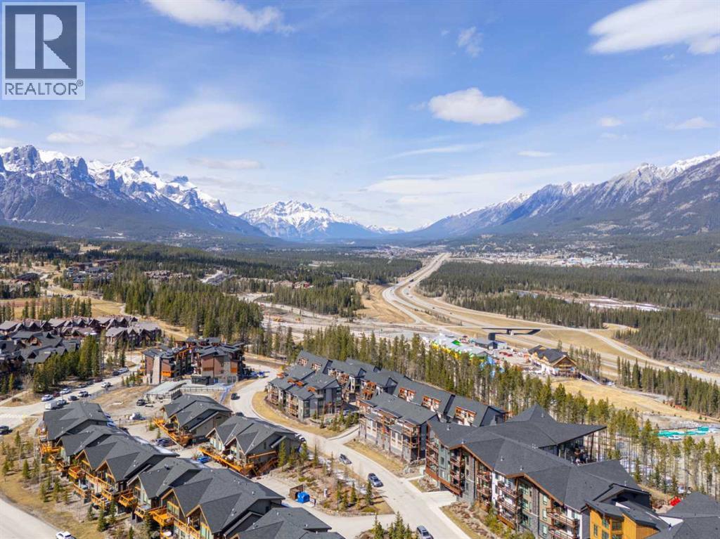 414 Stewart Creek Close, Canmore, Alberta  T1W 0L7 - Photo 5 - A2212238