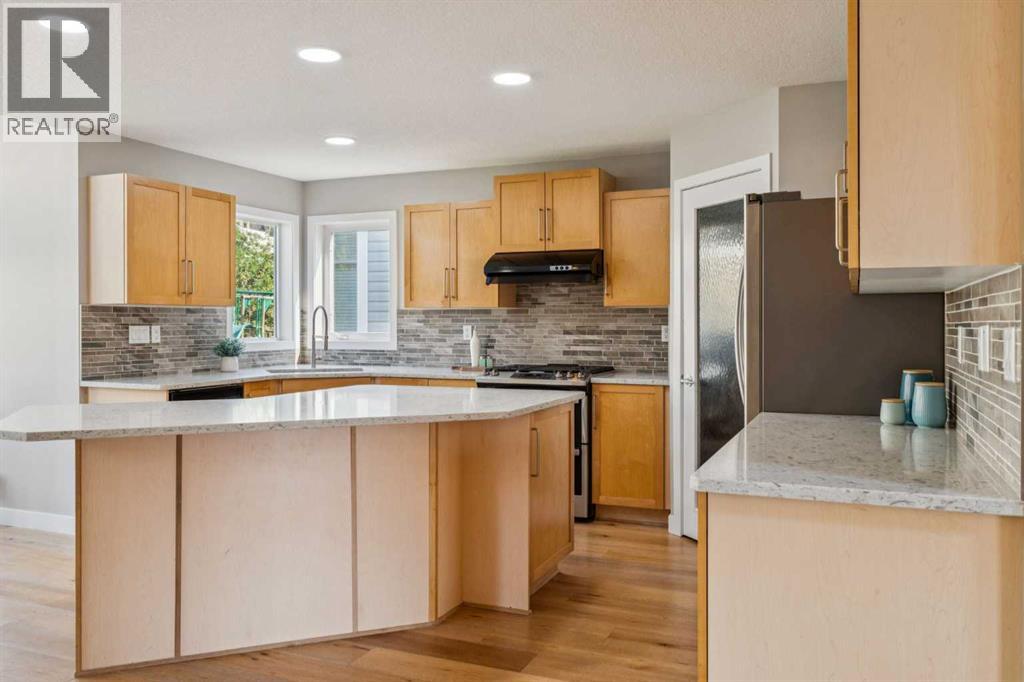 7728 Springbank Way Sw, Calgary, Alberta  T3H 4L8 - Photo 6 - A2249079