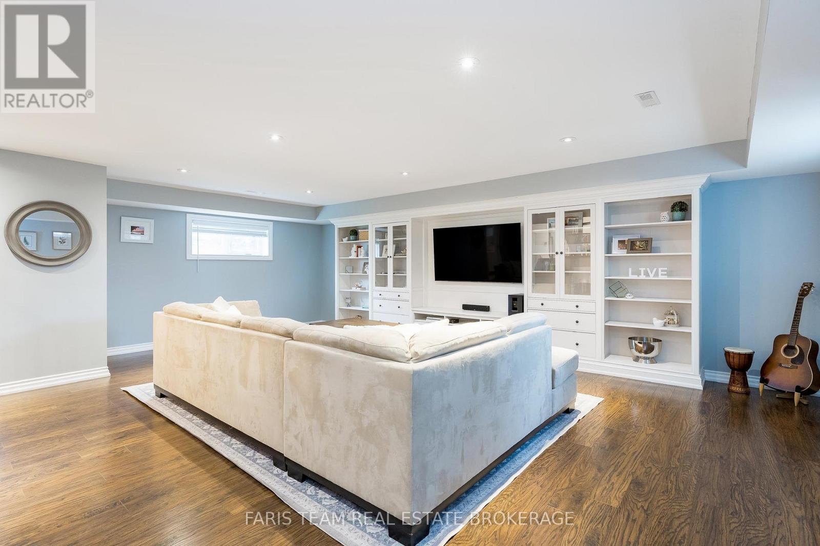 848 Church Drive, Innisfil (Lefroy), Ontario  L0L 1K0 - Photo 34 - N12460086