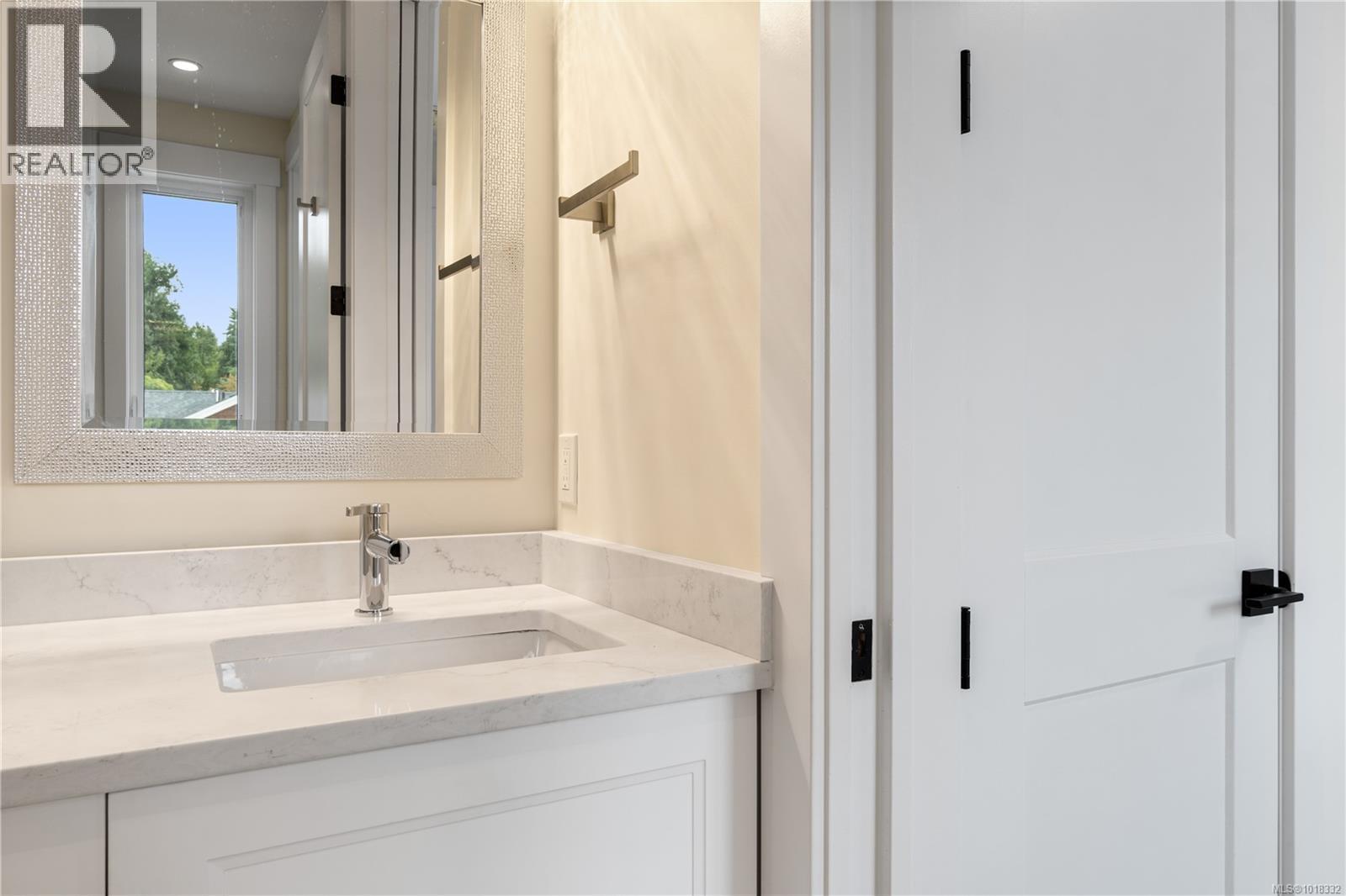 149 First Ave W, Qualicum Beach, British Columbia  V9K 1G9 - Photo 33 - 1018332