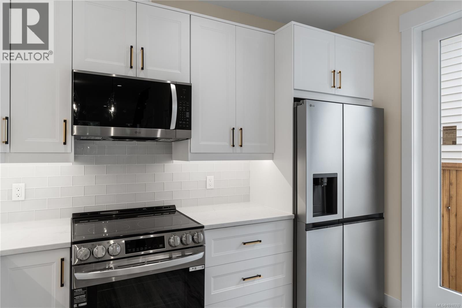 149 First Ave W, Qualicum Beach, British Columbia  V9K 1G9 - Photo 8 - 1018332