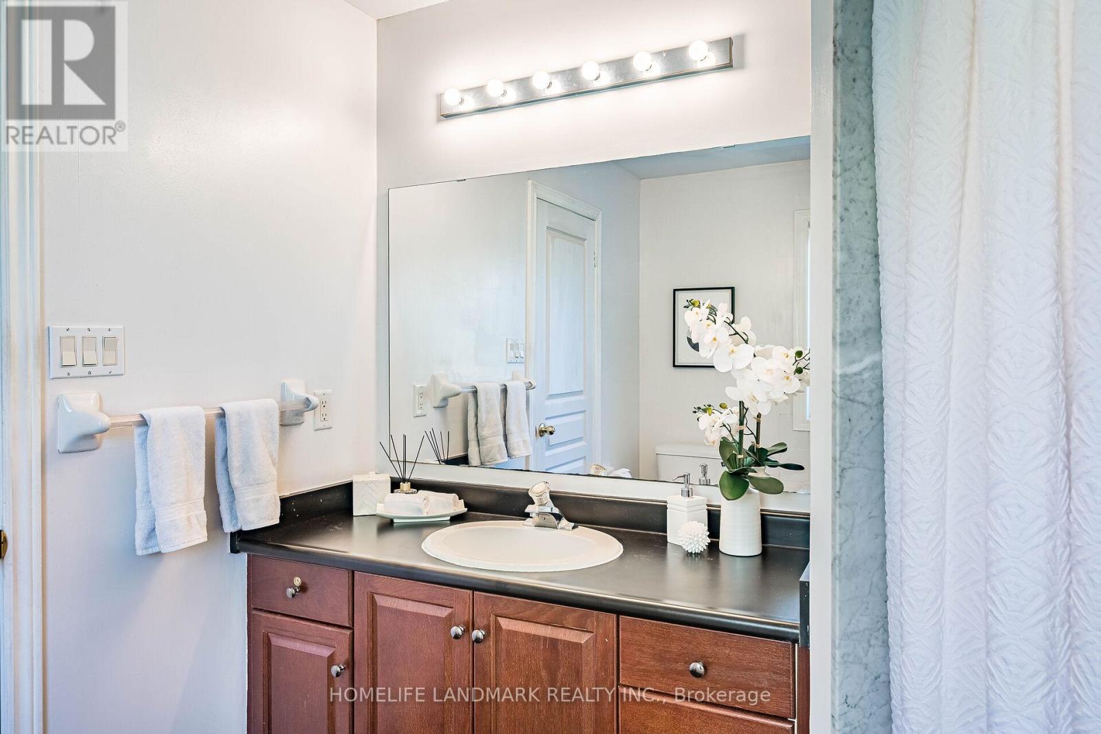 78 Longwood Avenue, Richmond Hill, Ontario  L4E 4A6 - Photo 30 - N12484756