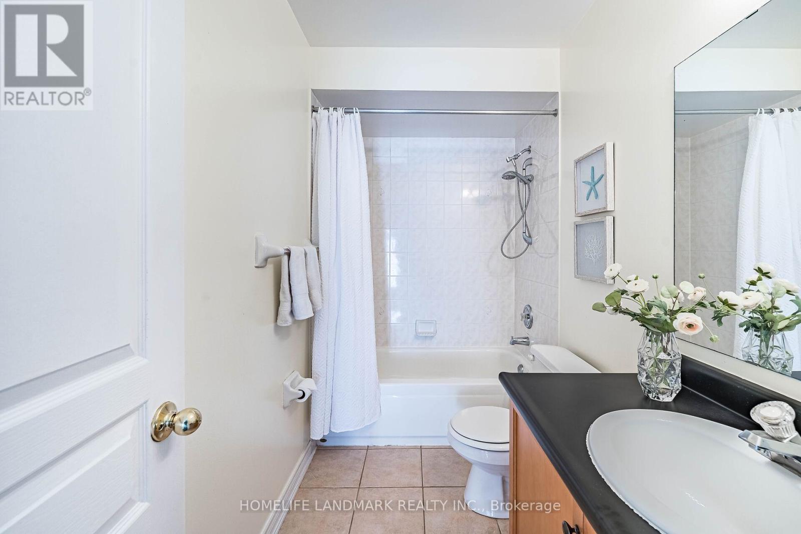 78 Longwood Avenue, Richmond Hill, Ontario  L4E 4A6 - Photo 38 - N12484756