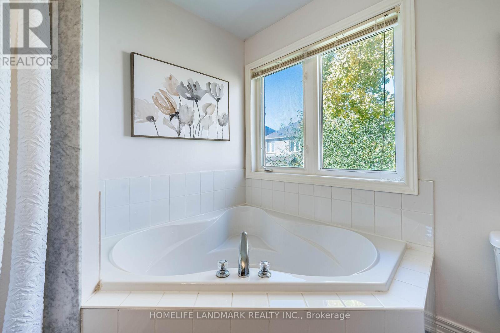 78 Longwood Avenue, Richmond Hill, Ontario  L4E 4A6 - Photo 31 - N12484756